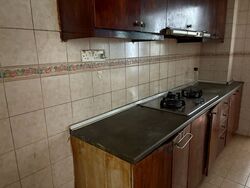 Stratford Court (D16), Condominium #450011291